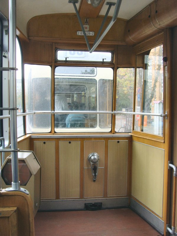 Im REKO-Beiwagen in Hohensch�nhausen, Berlin Oktober 2009
