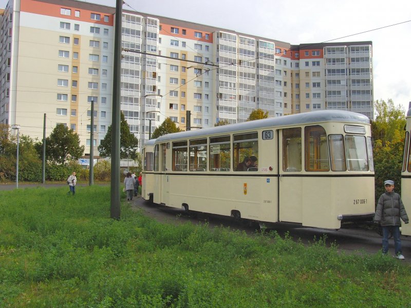 REKO-Beiwagen in der Schleife Zingster Strasse in Hohensch��nhausen, Berlin Oktober 2009