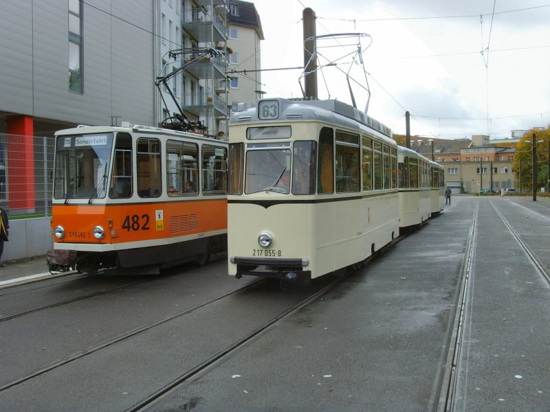 Schleife Langenbeckstrasse, REKO-Zug und KT4D im Oktober 2009