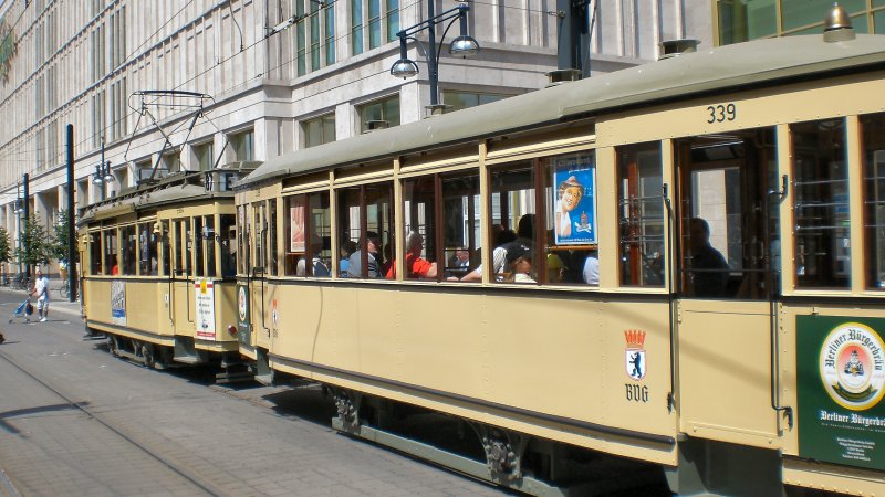 T20/B20-Zug abfahrbereit am Alexanderplatz, Berlin 14.6.2009