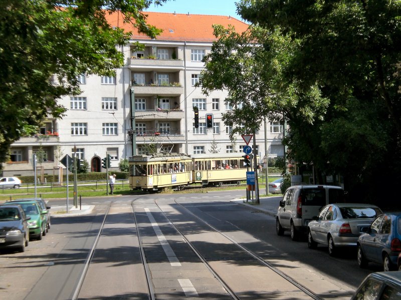 T24/B24-Zug auf der Linie 12, Juli 2009