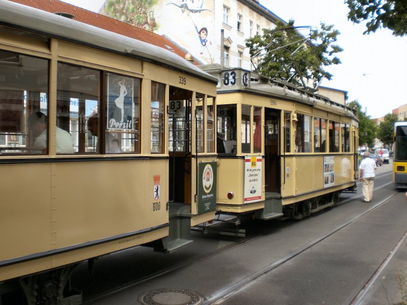 T24/B24-Zug Endstation Johannisthal, Berlin 9. August 2009