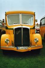 (126'023) - Aus Deutschland: Hogenm�ller, Reutlingen - RT-LC 52H - Saurer/R&J (ex AvH Heimenschwand Nr.