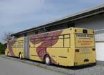 (261'312) - Theater im Bus, Haar (OCM) - MAN am 14. April 2024 in Grossk�llnbach, Lager OCM