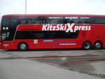 Geldhauser, M�nchen - Van Hool T927 am 18.