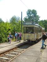 T24/B24-Zug in der Schleife Wuhletalstrasse, Berlin-Marzahn 14.6.2009