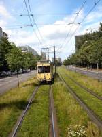 Unterwegs auf Rasengleis in Berlin-Mitte, Juli 2009