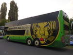 (195'521) - Sommer, Gr�nen - BE 123'540 - Van Hool am 4.