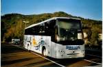 (098'523) - Sunrise, Niederwangen - BE 562'385 - Volvo/Dr�gm�ller am 14.