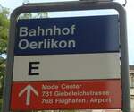 (134'869) - ZVV-Haltestellenschild - Z�rich-Oerlikon, Bahnhof - am 10.