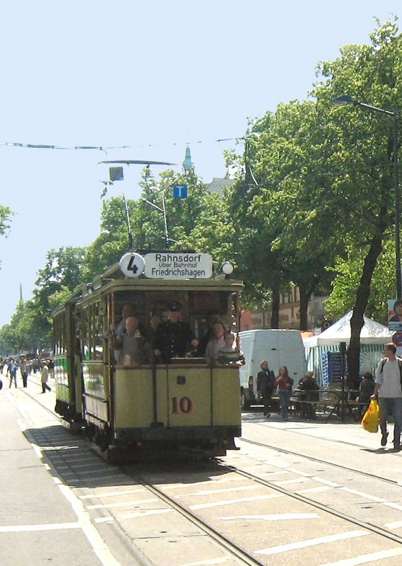 Tw 10 mit Beiwagen in friedrichshagen, 10.5.2009